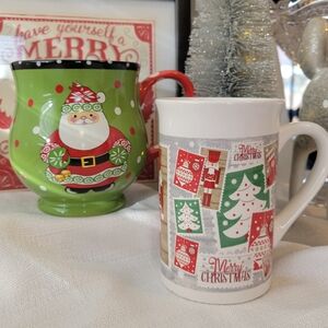 Vintage Festive Christmas Mugs Set